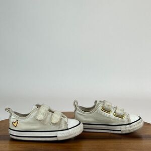 Little Kids Childrens Converse CTAS Ivory Hearts Low Sneakers Shoes Size 6 C GUC